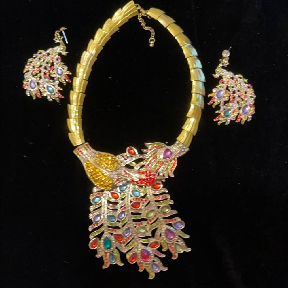 Earrings and Necklace Set - red